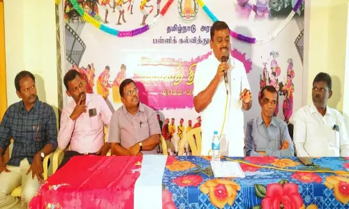 கோவில்பட்டி அரசு பள்ளியில்  மாணவர்களுக்கான கலைத்திருவிழா