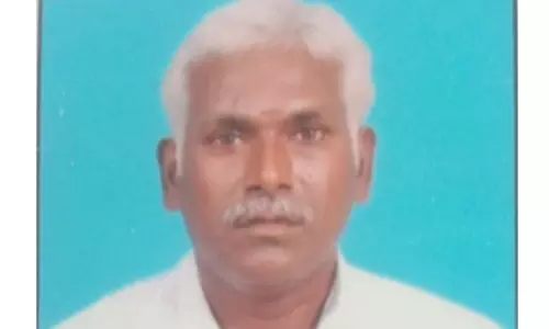 சாலையில் கேட்பாரற்று கிடந்த பையில் ரூ.9 ஆயிரம்