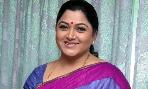 என்னிடம் மன்னிப்பு கேட்கவில்லை... பேச்சாளரை கோழை என்று சாடிய குஷ்பு என்னிடம் மன்னிப்பு கேட்கவில்லை... பேச்சாளரை கோழை என்று சாடிய குஷ்பு