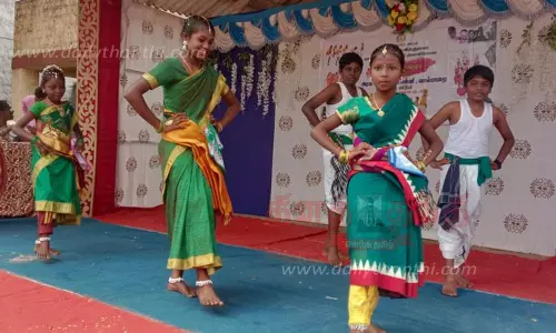 அரசு பள்ளியில் கலைத்திருவிழா