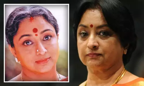 என் உடல்நிலை குறித்து தவறான வதந்தி பரப்புவதா? நடிகை லட்சுமி வருத்தம் என் உடல்நிலை குறித்து தவறான வதந்தி பரப்புவதா? நடிகை லட்சுமி வருத்தம்