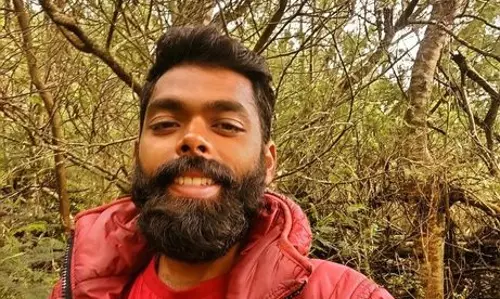 கொடைக்கானலில் உருட்டுக்கட்டையால் அடித்து தென்காசி வாலிபர் படுகொலை; இளம்பெண் உள்பட 5 பேர் கைது