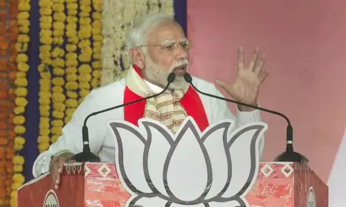 பணம் சம்பாதிக்கும் திட்டங்களில் மட்டுமே காங்கிரஸ் கவனம் செலுத்தும்- பிரதமர் மோடி