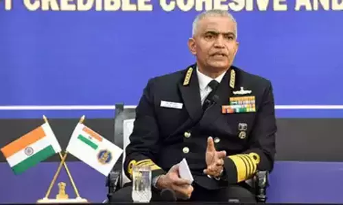 இந்திய பெருங்கடல் பகுதியில் சீனாவின் செயல்பாடுகளை கண்காணிக்கிறோம்-கடற்படை தலைமை தளபதி