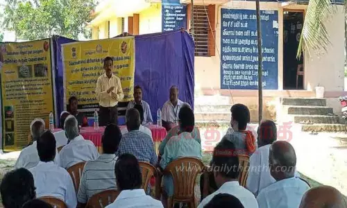 ஆனைமலை அருகே விவசாயிகளுக்கு பயிற்சி:  தென்னையில் ஊடுபயிர் சாகுபடி செய்தால் கூடுதல் வருமானம் கிடைக்கும்-முகாமில் வேளாண் அதிகாரி தகவல்