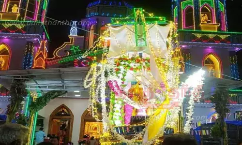 புனித சவேரியார் ஆலய சப்பர பவனி புனித சவேரியார் ஆலய சப்பர பவனி