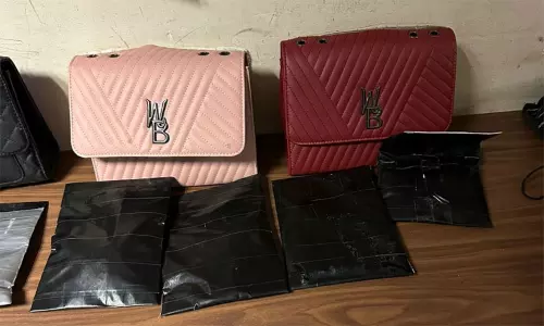 மும்பை விமான நிலையத்தில் ரூ.18 கோடி மதிப்புள்ள போதைப்பொருள் பறிமுதல்