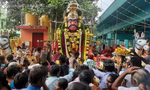 தர்மபுரியில் சக்தி முனியப்பன் கோவில் கும்பாபிஷேக விழா திரளான பக்தர்கள் சாமி தரிசனம் தர்மபுரியில் சக்தி முனியப்பன் கோவில் கும்பாபிஷேக விழா திரளான பக்தர்கள் சாமி தரிசனம்
