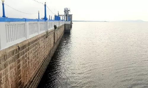 65 அடியாக குறைந்த வைகை அணை நீர்மட்டம்