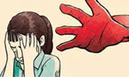 திருமண ஆசை காட்டி சிறுமியை 2 ஆண்டுகளாக பாலியல் வன்கொடுமை செய்த நபர் கைது திருமண ஆசை காட்டி சிறுமியை 2 ஆண்டுகளாக பாலியல் வன்கொடுமை செய்த நபர் கைது