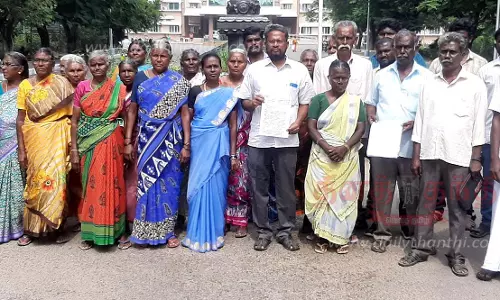 ஆதிதிராவிடர் நலத்துறை வழங்கிய பொது இடத்தை வருவாய்த்துறை ஆவணங்களில் மாற்ற கோரிக்கை ஆதிதிராவிடர் நலத்துறை வழங்கிய பொது இடத்தை வருவாய்த்துறை ஆவணங்களில் மாற்ற கோரிக்கை