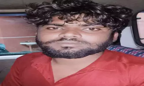 பொள்ளாச்சி பகுதியில் வீடு புகுந்து திருட முயன்ற வாலிபர் கைது