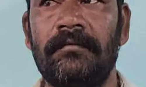 கூலிப்படையுடன் சேர்ந்து மனைவியை கொல்ல முயற்சி