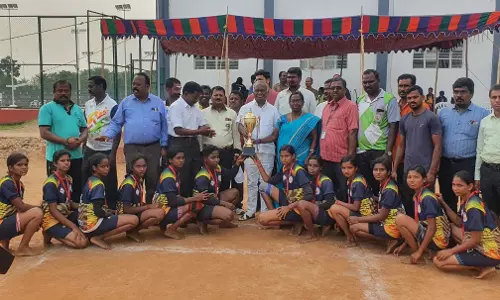 விக்கிரமங்கலம் அரசு பள்ளி மாணவிகள் கபடி போட்டியில் மாநில அளவில் முதலிடம் பிடித்து சாதனை விக்கிரமங்கலம் அரசு பள்ளி மாணவிகள் கபடி போட்டியில் மாநில அளவில் முதலிடம் பிடித்து சாதனை