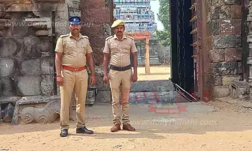 கோவில்களில் போலீசார் பாதுகாப்பு கோவில்களில் போலீசார் பாதுகாப்பு
