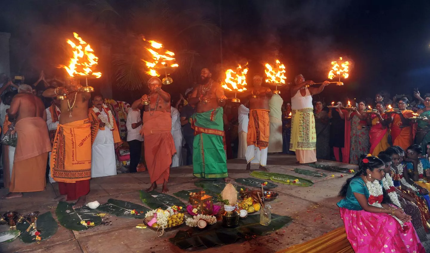 மகா சமுத்திர தீர்த்த ஆரத்தி