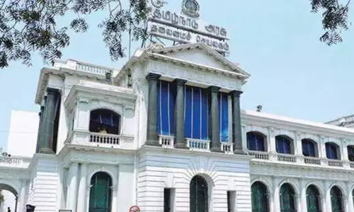 தமிழகத்தில் இதுவரை இல்லாத அளவிற்கு கொடி நாள் நிதியாக ரூ.53.66 கோடி திரட்டி புதிய சாதனை - தமிழக அரசு தகவல் தமிழகத்தில் இதுவரை இல்லாத அளவிற்கு கொடி நாள் நிதியாக ரூ.53.66 கோடி திரட்டி புதிய சாதனை - தமிழக அரசு தகவல்