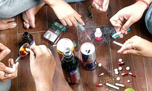 போதையால் பாதை மாறும் மாணவர்கள்; நல்வழிப்படுத்துவது எப்படி?