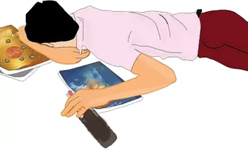 போதையால் பாதை மாறும் மாணவர்கள்  நல்வழிப்படுத்துவது எப்படி?