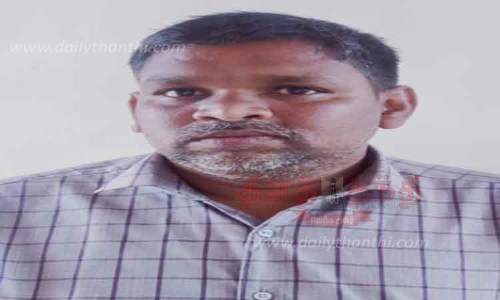 மகனை கத்தியால் குத்திய காவலாளி கைது