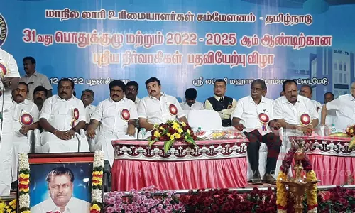 தமிழகத்தில் பஸ் கட்டணம் உயராது  போக்குவரத்து துறை அமைச்சர் சிவசங்கர் பேட்டி