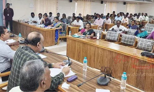 வாட்ஸ்-அப் குழுவை உருவாக்கி உடனுக்குடன் தகவல் தெரிவிக்க வேண்டும்