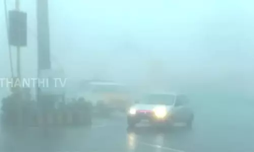 மழையோடு பனியையும் சேர்த்து அழைத்து வந்த மாண்டஸ் புயல் - திணறும் ஊட்டி மக்கள்