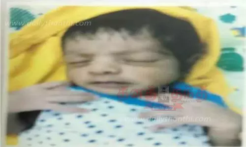 மொடக்குறிச்சி அருகே  மீட்கப்பட்ட பெண் குழந்தையை தகுந்த ஆவணங்களை கொடுத்து பெறலாம்;  கலெக்டர் தகவல்