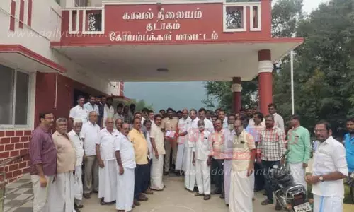 தடாகம் போலீஸ் நிலையத்தை முற்றுகையிட்டு செங்கல் உற்பத்தியாளர்கள் மனு