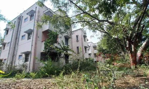 தொப்பூரில்  பராமரிப்பின்றி சிதிலமடையும் போலீஸ் குடியிருப்பு  பயன்பாட்டிற்கு கொண்டு வர கோரிக்கை