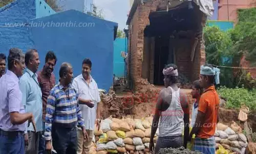 வீட்டுக்குள் தண்ணீர் புகுந்தது