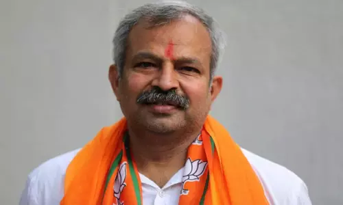டெல்லி மாநகராட்சி தேர்தலில் தோல்வியடைந்ததை தொடர்ந்து பதவி விலகினார் ஆதேஷ் குப்தா..!