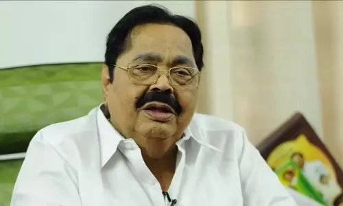 நீர்நிலைகளில் மக்கள் வீடுகளை கட்ட வேண்டாம் - அமைச்சர் துரைமுருகன் நீர்நிலைகளில் மக்கள் வீடுகளை கட்ட வேண்டாம் - அமைச்சர் துரைமுருகன்