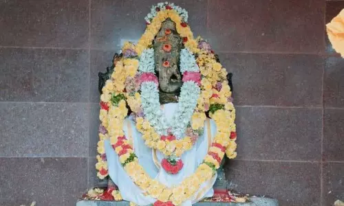 சங்கடஹர சதுர்த்தியையொட்டி  விநாயகர் கோவில்களில் சிறப்பு பூஜை