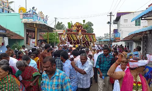 ஆர்.புதுப்பாளையத்தில்  பெரியாண்டவர் கோவில் தேர் வெள்ளோட்டம்