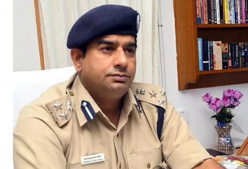 கஞ்சா வழக்கில் கைதான 10 பேரின் ரூ.17 லட்சம் மதிப்பிலான சொத்துகள் முடக்கம் கஞ்சா வழக்கில் கைதான 10 பேரின் ரூ.17 லட்சம் மதிப்பிலான சொத்துகள் முடக்கம்