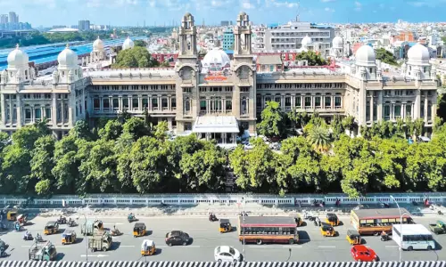 தெற்கு ரெயில்வே தலைமை அலுவலக கட்டிடத்துக்கு 100 வயது தெற்கு ரெயில்வே தலைமை அலுவலக கட்டிடத்துக்கு 100 வயது