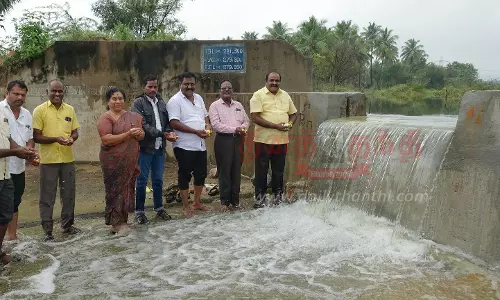 நெல்லூர்பேட்டை, ஓட்டேரி ஏரிகள் நிரம்பின