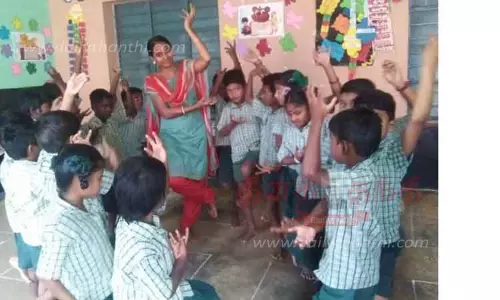 8 வயதுக்குட்பட்ட குழந்தைகளின் கற்றல் இடைவெளிக்கு தீர்வு  எண்ணும், எழுத்தும் திட்டம் இலக்கை நோக்கி செல்கிறதா?  ஆசிரியர்கள், கல்வியாளர்கள் கருத்து