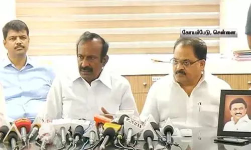 கட்டடங்கள் கட்டுவதில் விதிமீறல்கள் இனி வரக்கூடாது - வீட்டுவசதித்துறை அமைச்சர் முத்துசாமி கட்டடங்கள் கட்டுவதில் விதிமீறல்கள் இனி வரக்கூடாது - வீட்டுவசதித்துறை அமைச்சர் முத்துசாமி