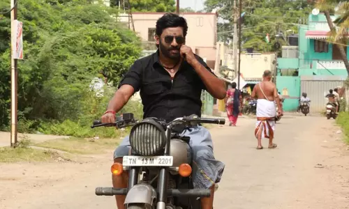 நடிகர் சசிகுமார் வெளியிட்ட கிராமத்து இசை ஆல்பம்.. ட்ரெண்டாகும் வீடியோ.. நடிகர் சசிகுமார் வெளியிட்ட கிராமத்து இசை ஆல்பம்.. ட்ரெண்டாகும் வீடியோ..