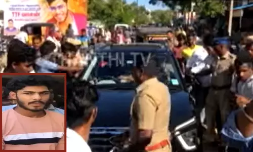 யூடியூபர் டிடிஎப் வாசன் மீது 5 பிரிவுகளின் கீழ் வழக்குப்பதிவு...! யூடியூபர் டிடிஎப் வாசன் மீது 5 பிரிவுகளின் கீழ் வழக்குப்பதிவு...!