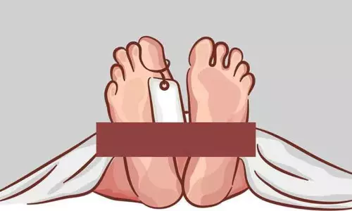 தனியார் தோட்டத்தில் பிணமாக கிடந்த தொழிலாளி