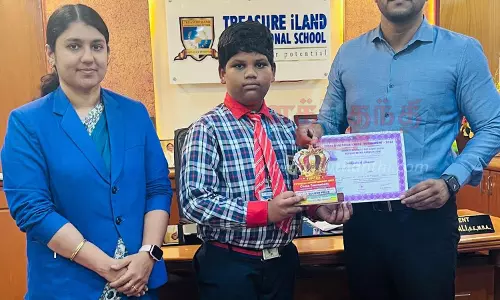 மாணவர் சாதனை