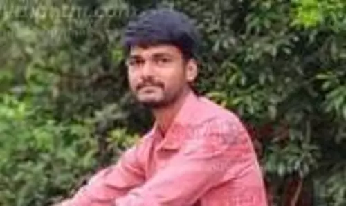 மோட்டார் சைக்கிள்கள் மோதல்; வாலிபர் பலி மோட்டார் சைக்கிள்கள் மோதல்; வாலிபர் பலி