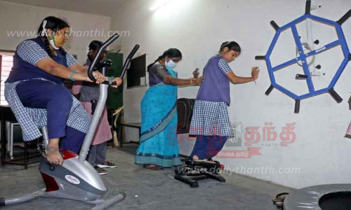 மாற்றுத்திறனாளி மாணவிகளுக்கான நகர்ப்புற ஆதார வள மையம்