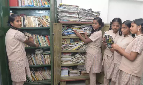 மாணவர்களிடம் வாசிக்கும் திறன் குறைந்துவிட்டதா? மாணவர்களிடம் வாசிக்கும் திறன் குறைந்துவிட்டதா?