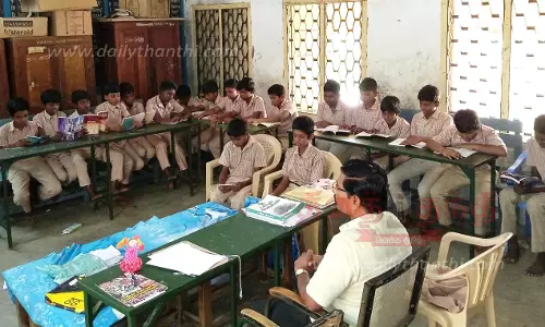 மாணவர்களிடம் வாசிக்கும் திறன் குறைந்துவிட்டதா? மாணவர்களிடம் வாசிக்கும் திறன் குறைந்துவிட்டதா?