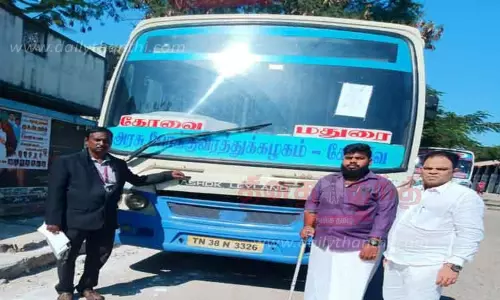 விபத்தில் படுகாயம் அடைந்தவருக்கு   இழப்பீடு வழங்காததால் அரசு பஸ் ஜப்தி