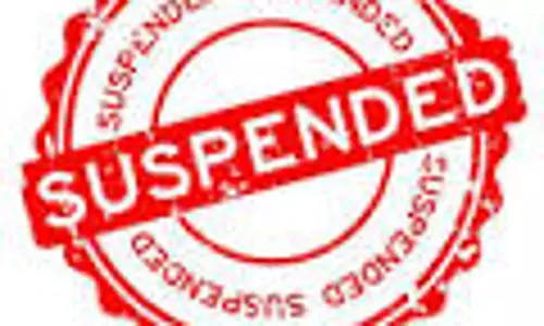 கல்லூரி வளாகத்தில் மரங்களை வெட்டிய விவகாரம் ராசிபுரம் அரசு கலைக்கல்லூரி முதல்வர் பணி இடைநீக்கம் கல்லூரி வளாகத்தில் மரங்களை வெட்டிய விவகாரம் ராசிபுரம் அரசு கலைக்கல்லூரி முதல்வர் பணி இடைநீக்கம்